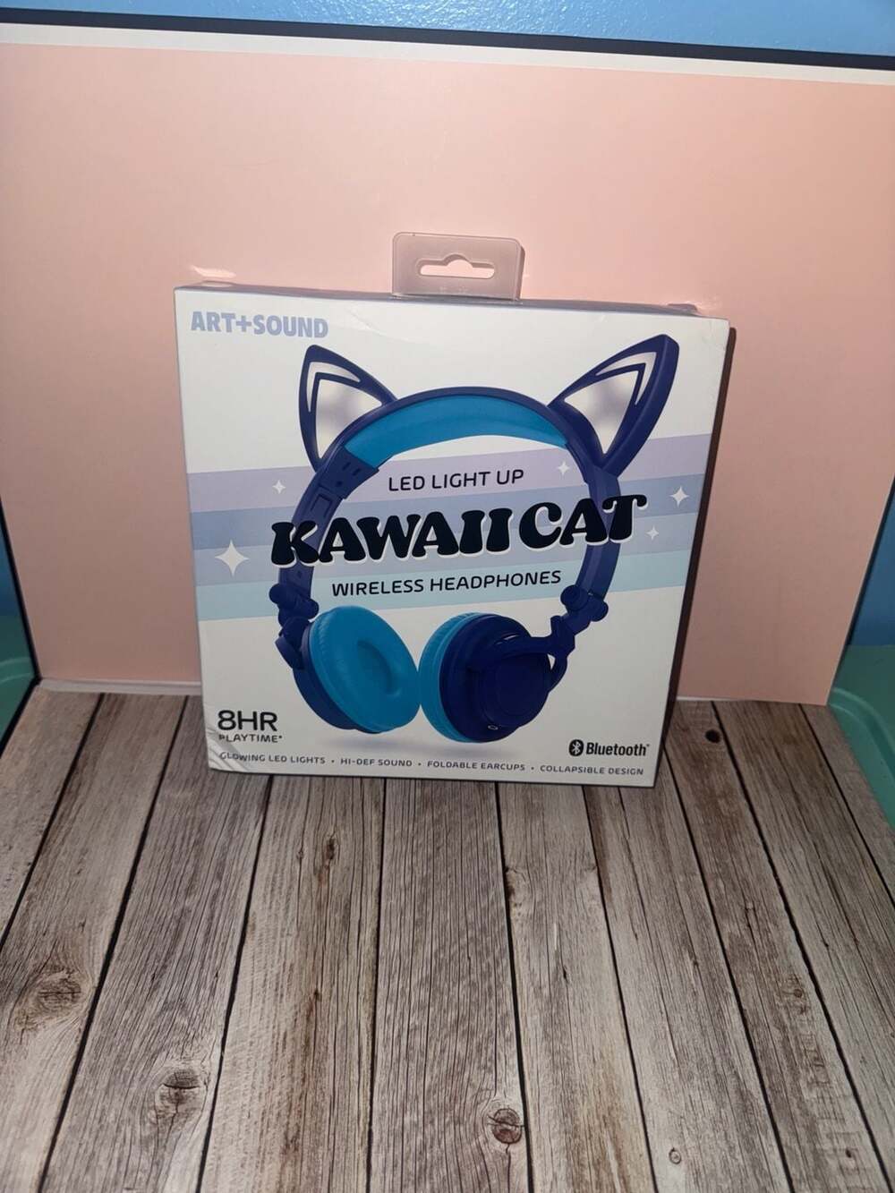 Art + Sound Kawaii Cat Wireless Headphones